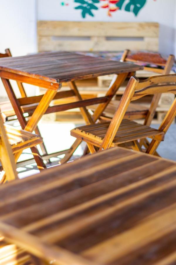 Hostal Aloha Pinhoes